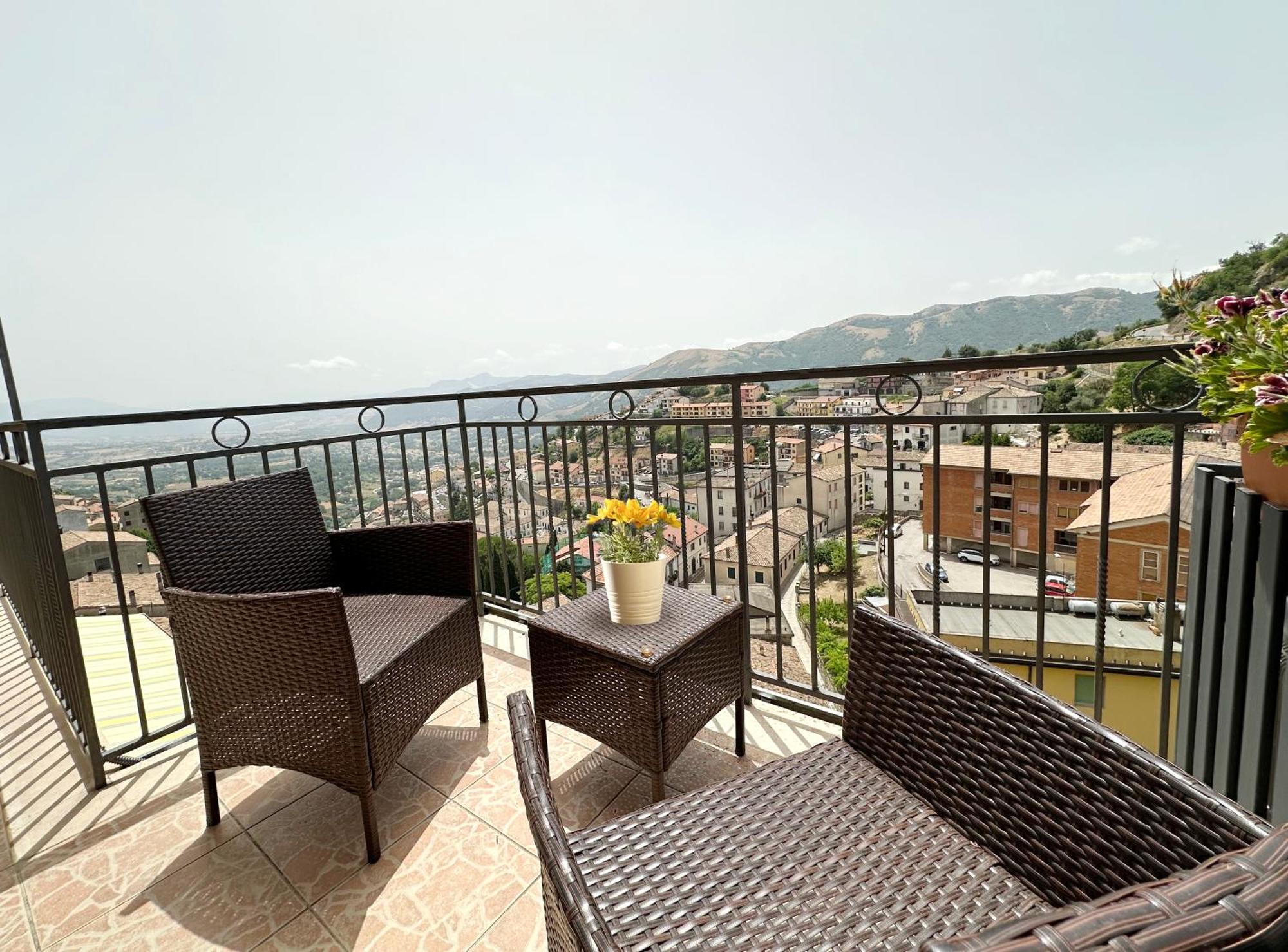 Nonna Felicia B&B Muro Lucano ภายนอก รูปภาพ
