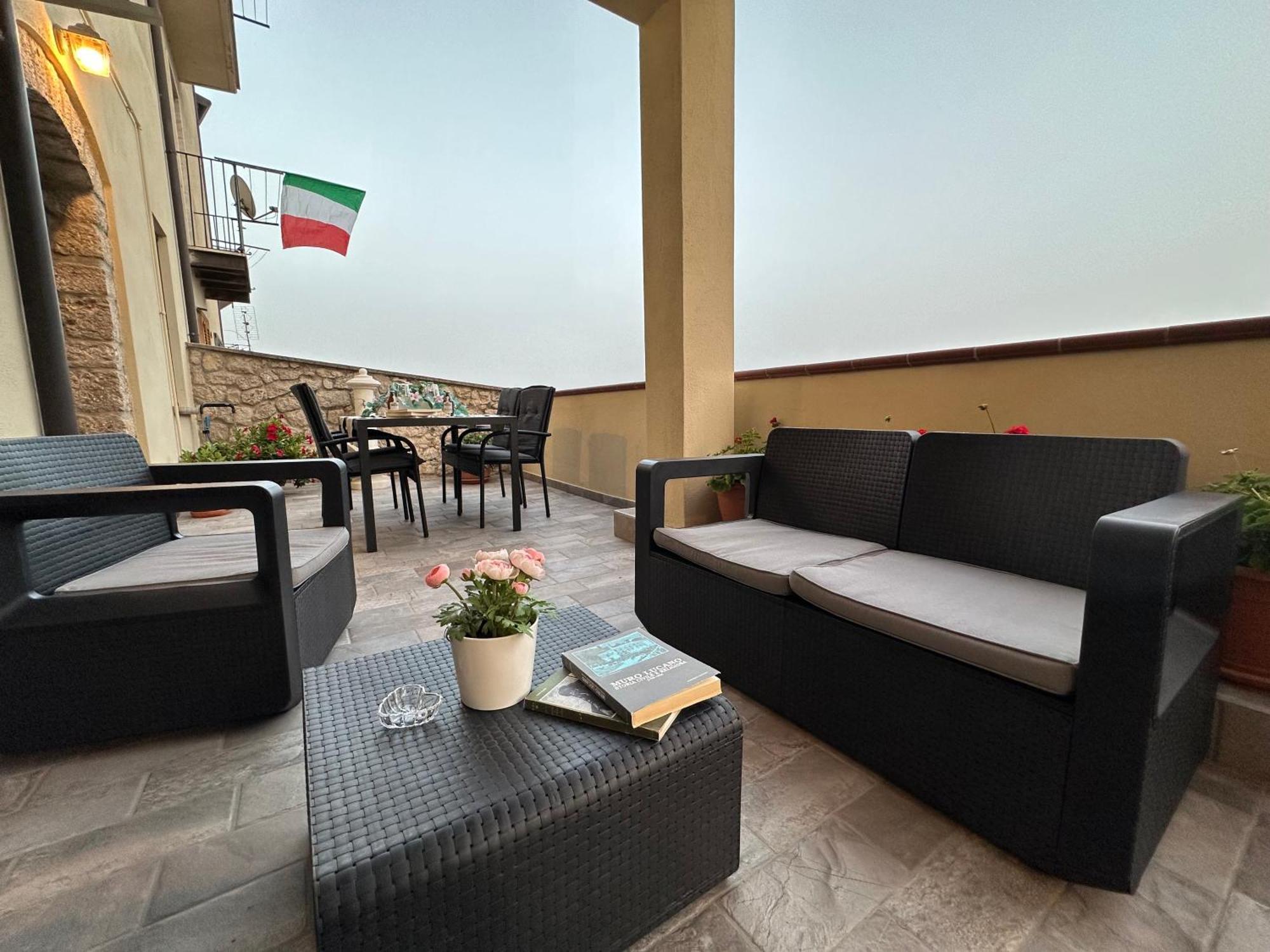 Nonna Felicia B&B Muro Lucano ภายนอก รูปภาพ